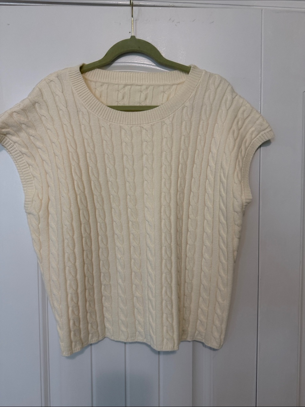 Cream Cable Knit Sleeveless Sweater Vest